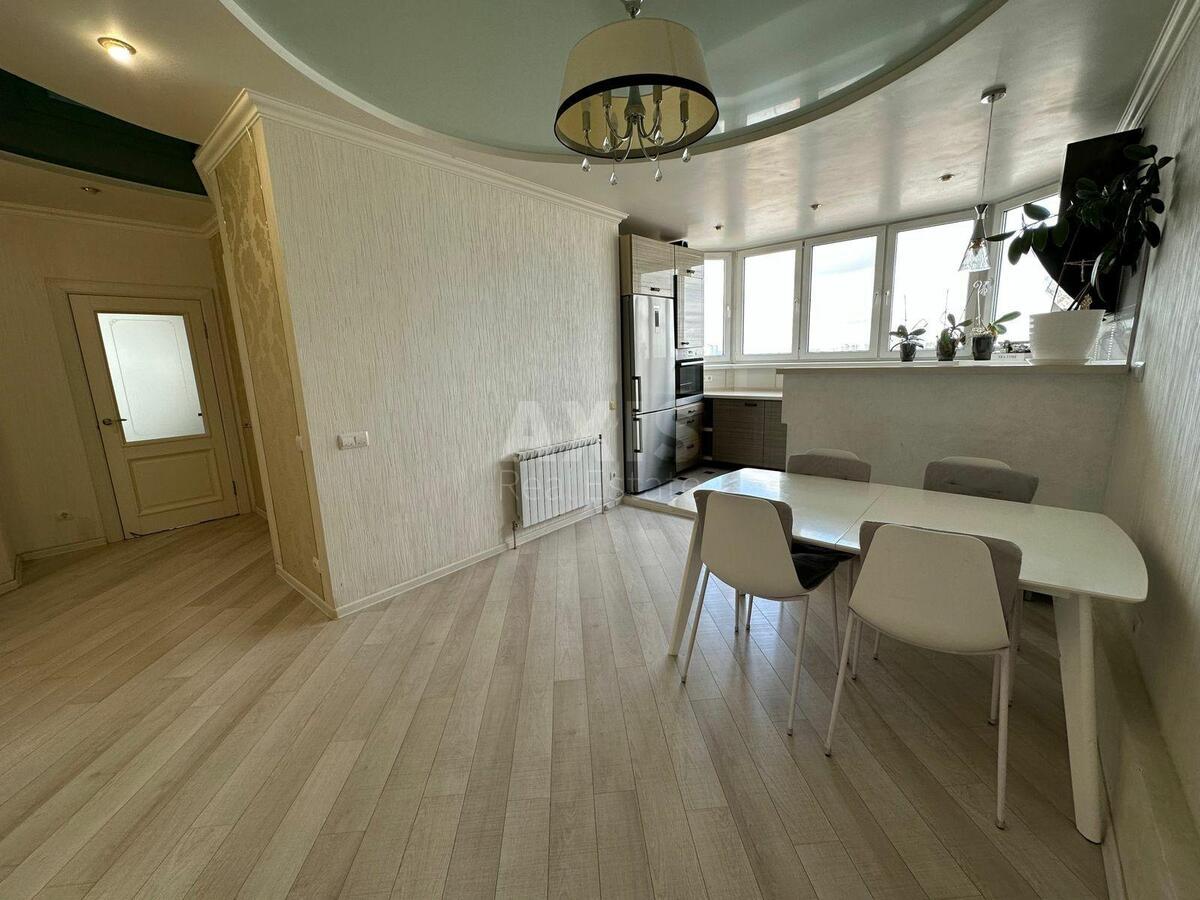 2k apartment vul. Oleny Pchilky 63