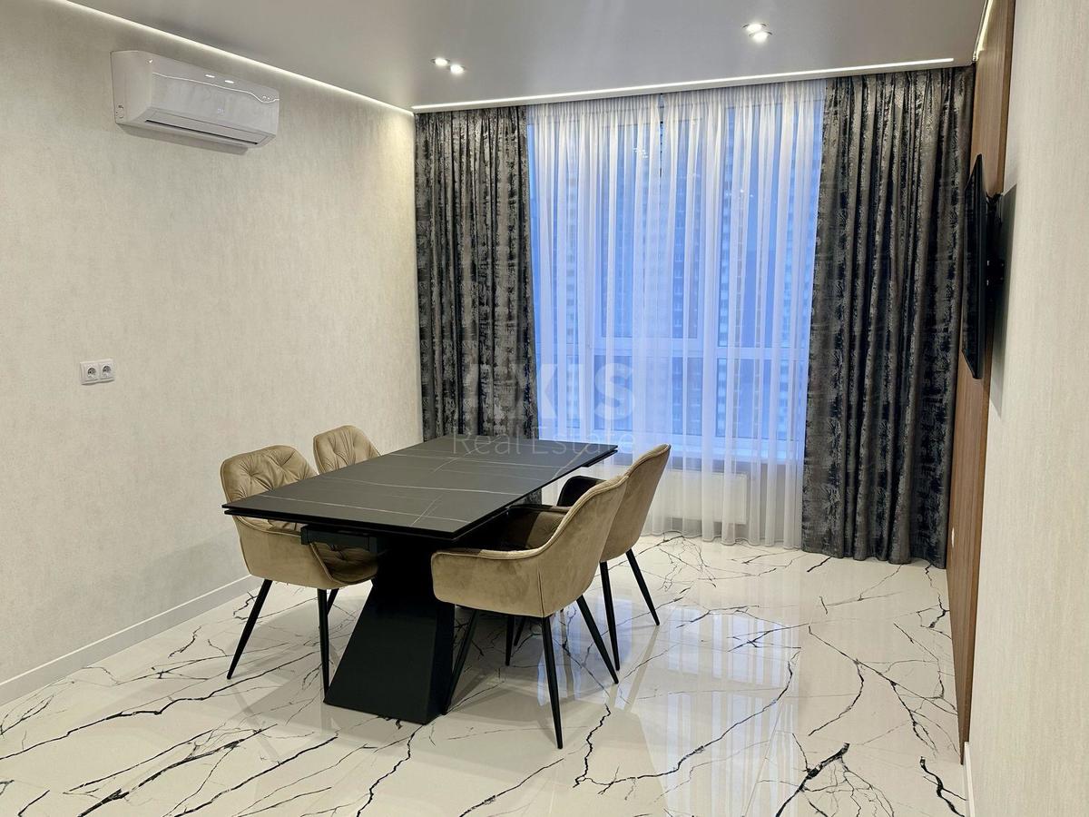 1k apartment vul. Rodyny Kristeriv 202