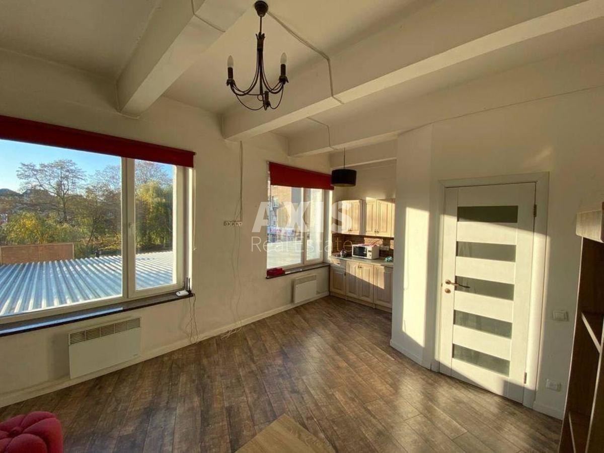 1k apartment vul. Nyzhn'ojurkivs'ka 13