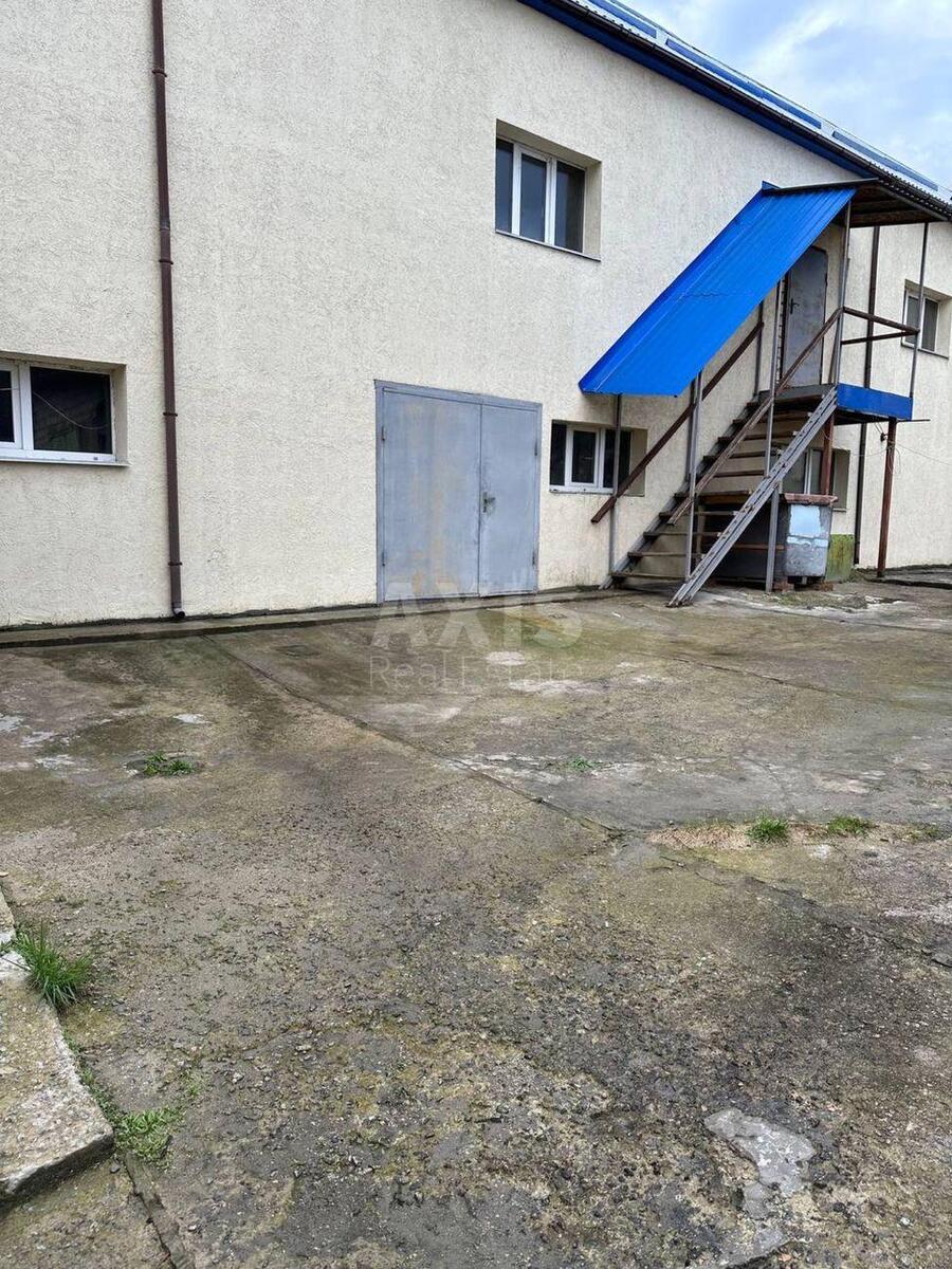 Service object vul. Profinternu 23, 720m2569876