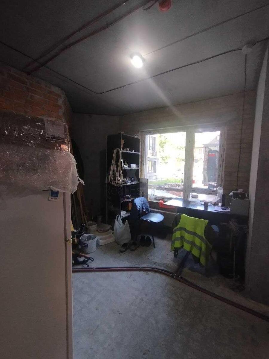 Service object vul. L'vivs'ka 1, 64m2605793