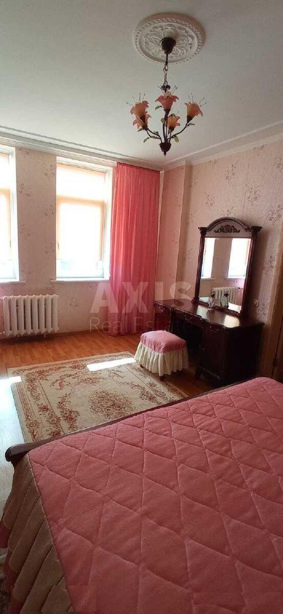 2к квартира пр-т Голосеевский 130/572