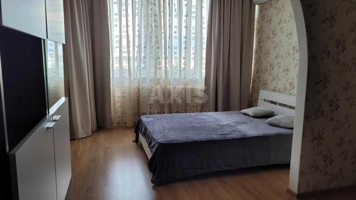 1к квартира ул. Вышгородская 45568813