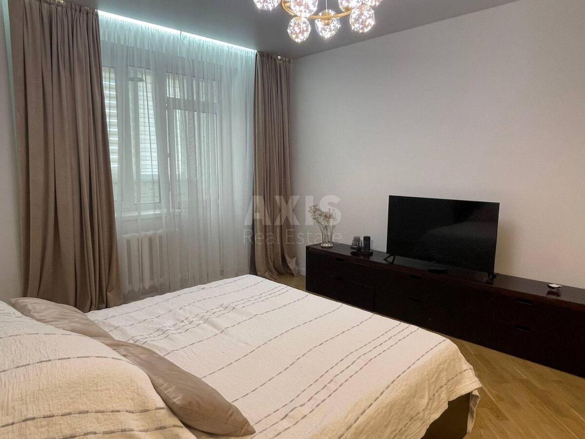 2k apartment pr-t Bazhana Mykoly 143