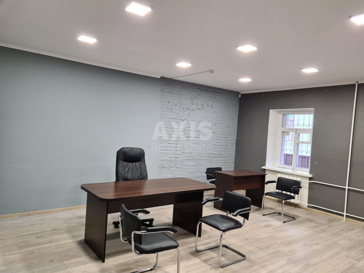 Office vul. Skovorody Grygorija 5А, 50m262372