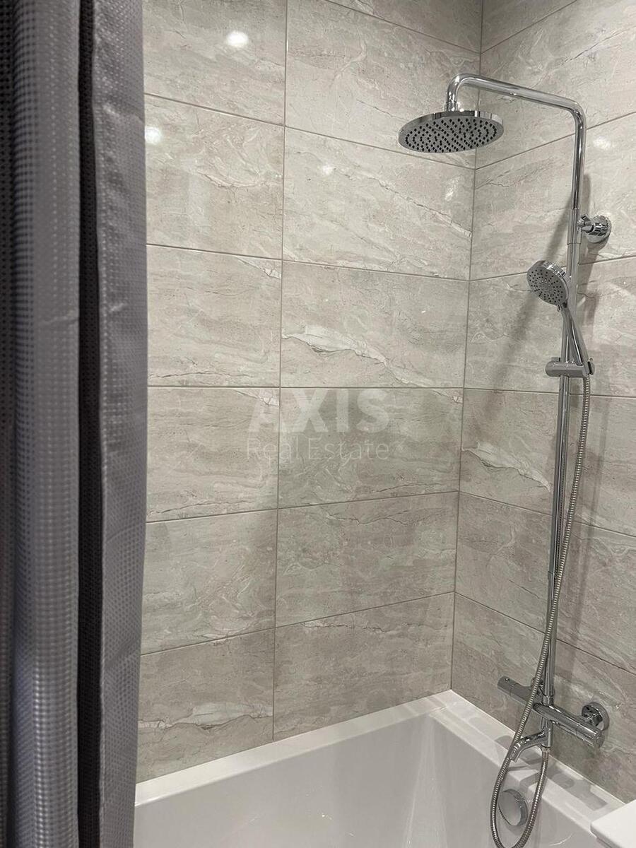 1к квартира ул. Александра Олеся 2В617874