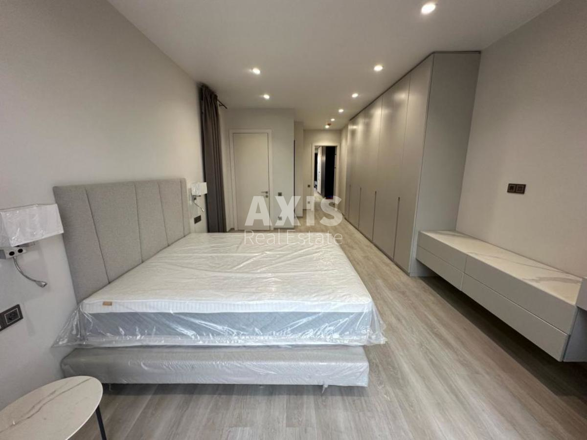 4k apartment vul. Antonovycha 1185