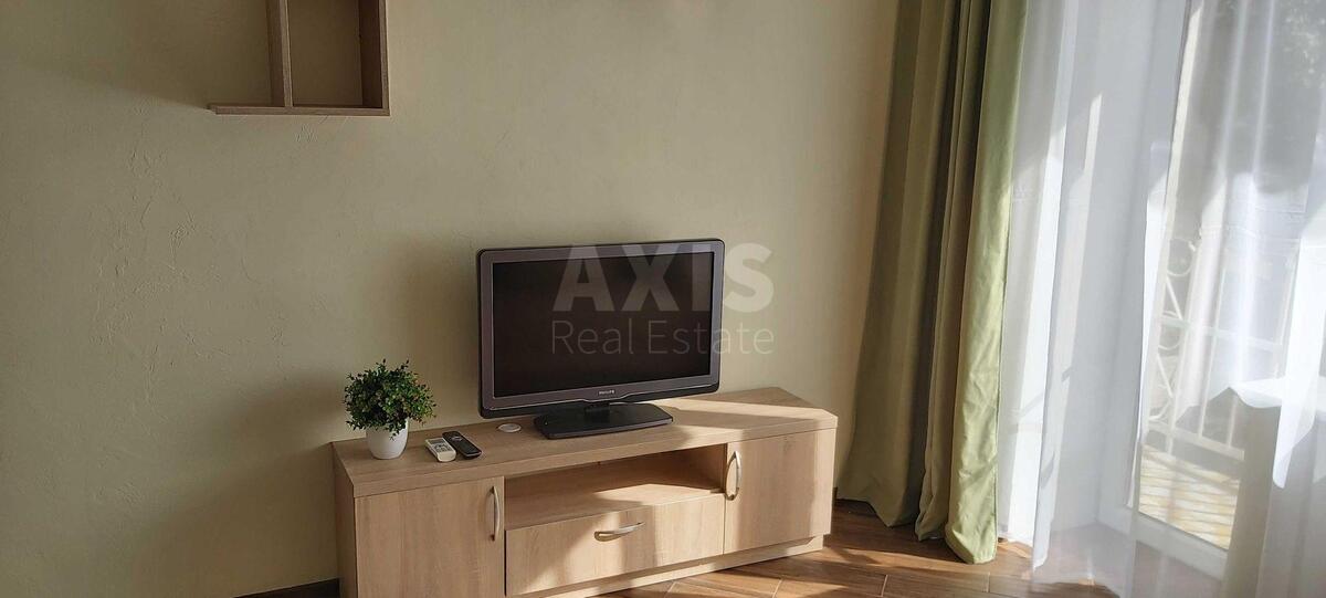 1k apartment vul. Vyborz'ka 871