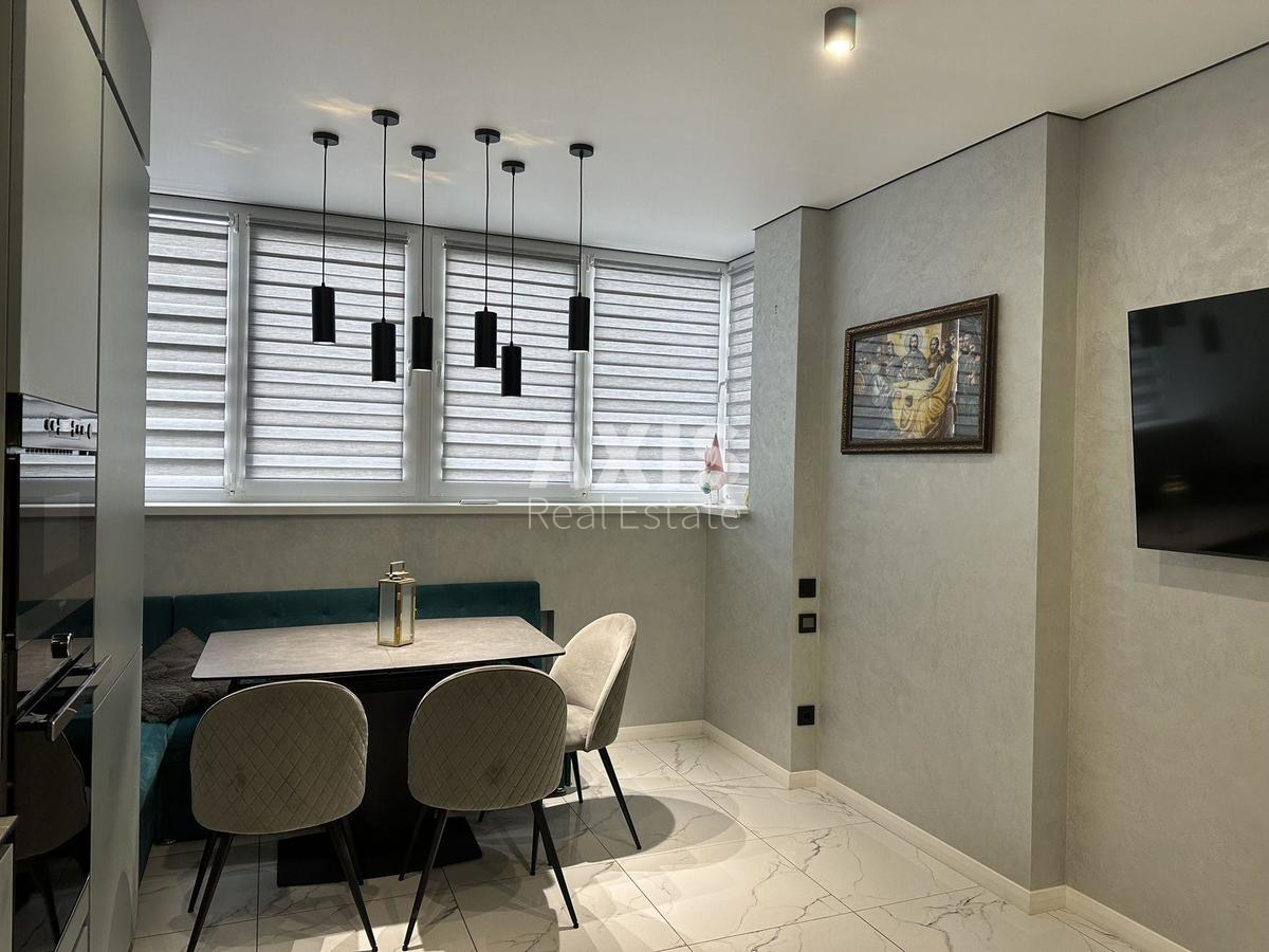 3k apartment vul. Zabolotnogo Akademika 150