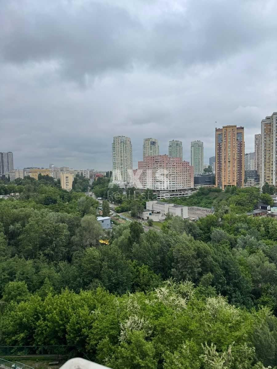 3k apartment vul. Puljuja Ivana 25613319