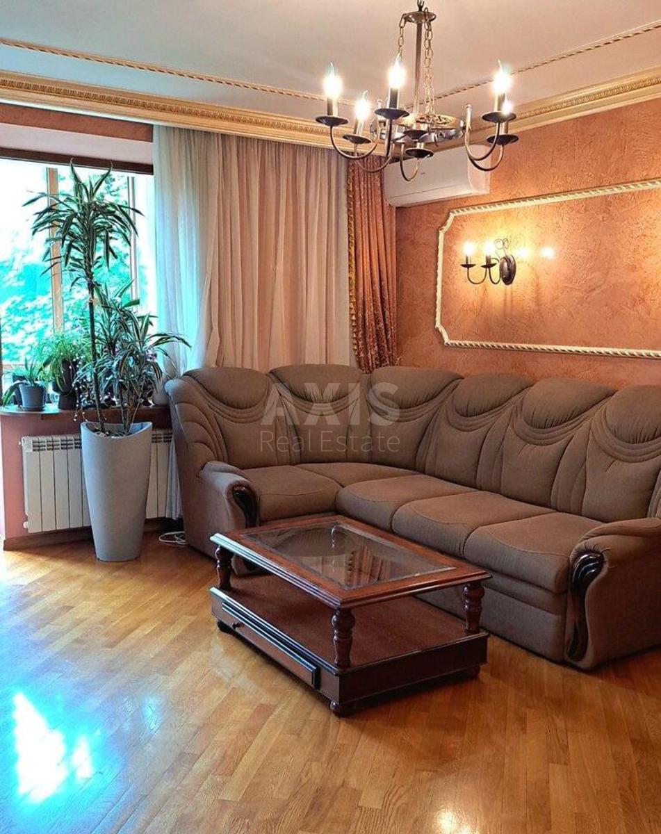 2k apartment vul. Shovkovychna 202