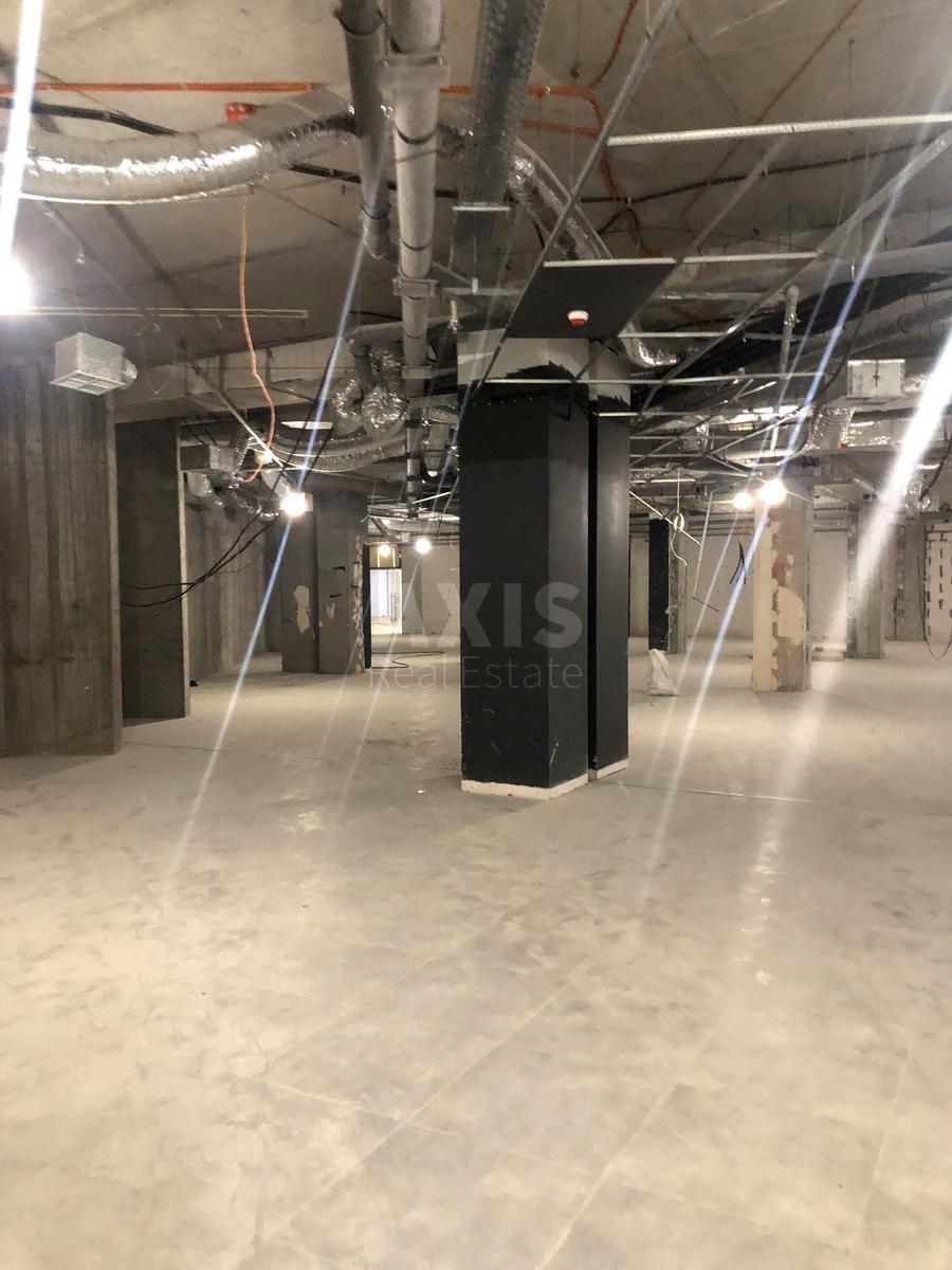 Trade object pr-t Bazhana Mykoly 17, 1000m2593201