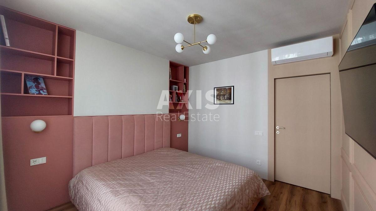 3k apartment vul. Saljutna 2Б4