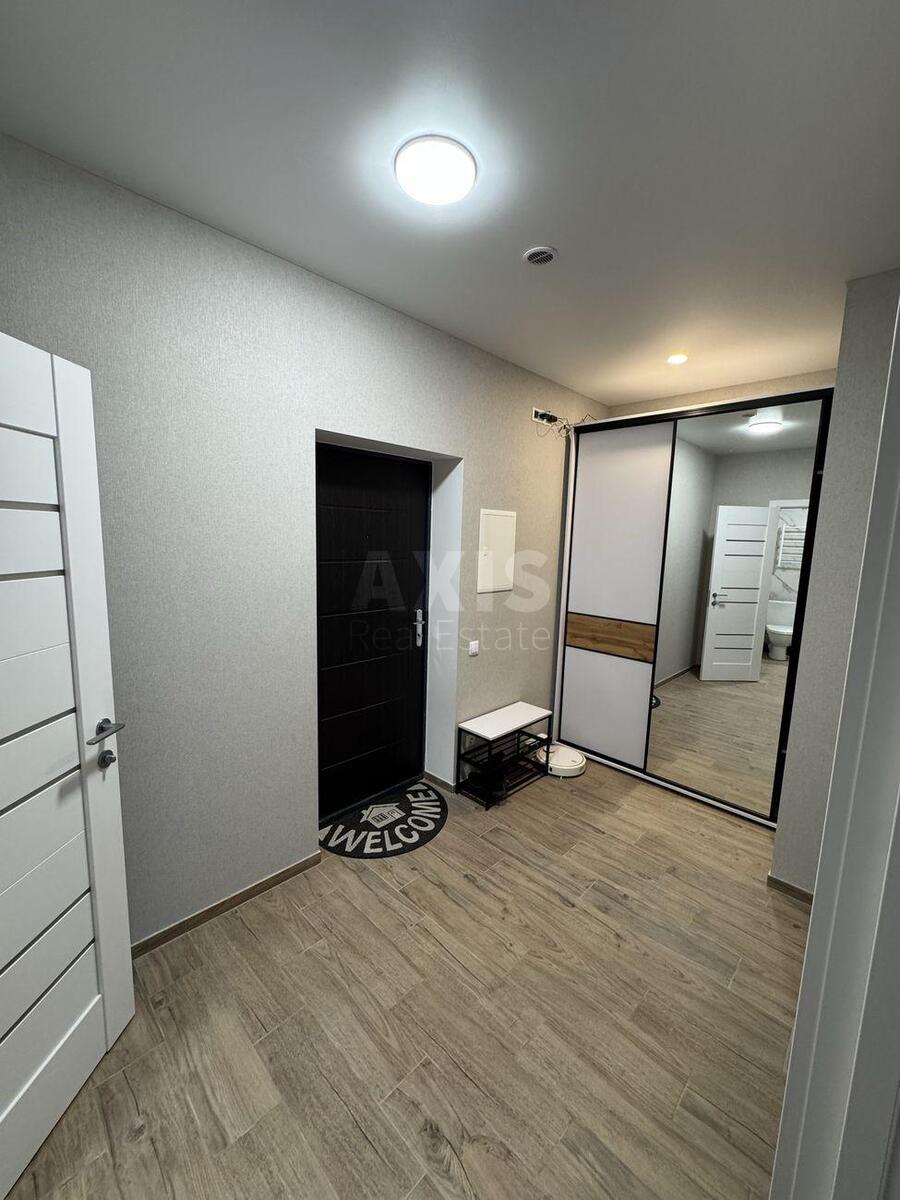 1k apartment pr-t Glushkova Akademika 42626805