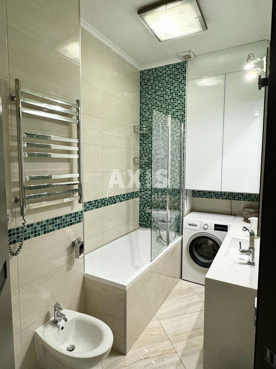 2k apartment vul. Dragomyrova Myhajla 2А3