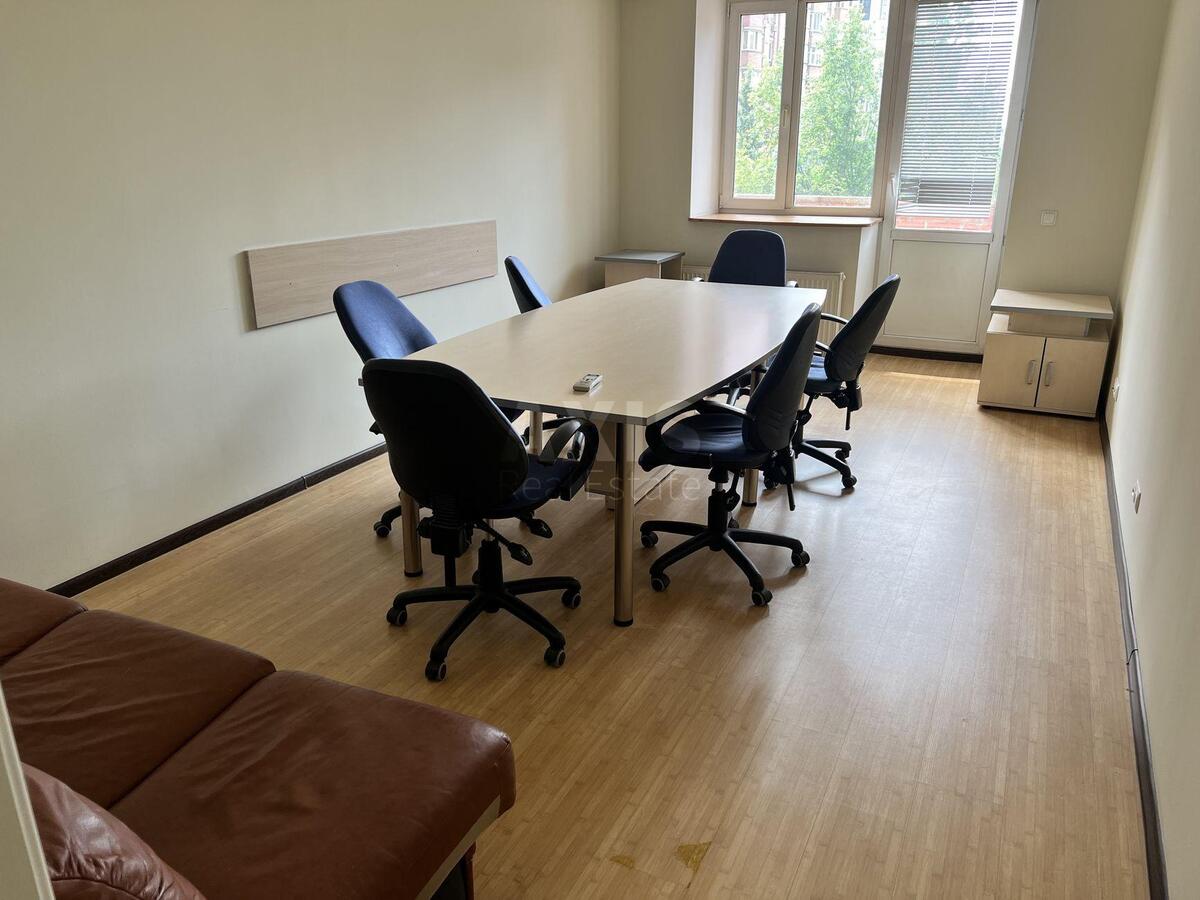 Office vul. Chornovola V'jacheslava 25, 190m2625154