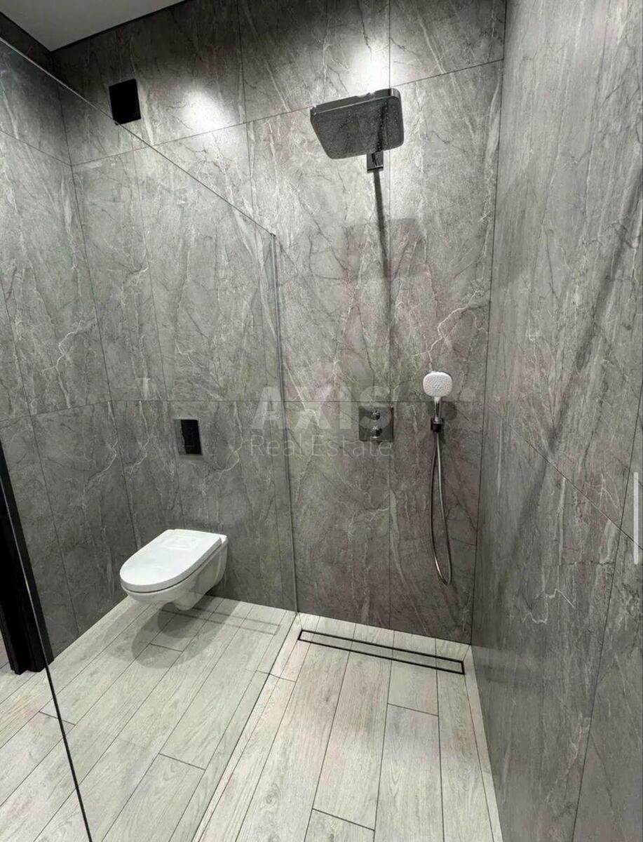 1k apartment pr-t Berestejskij 11623798