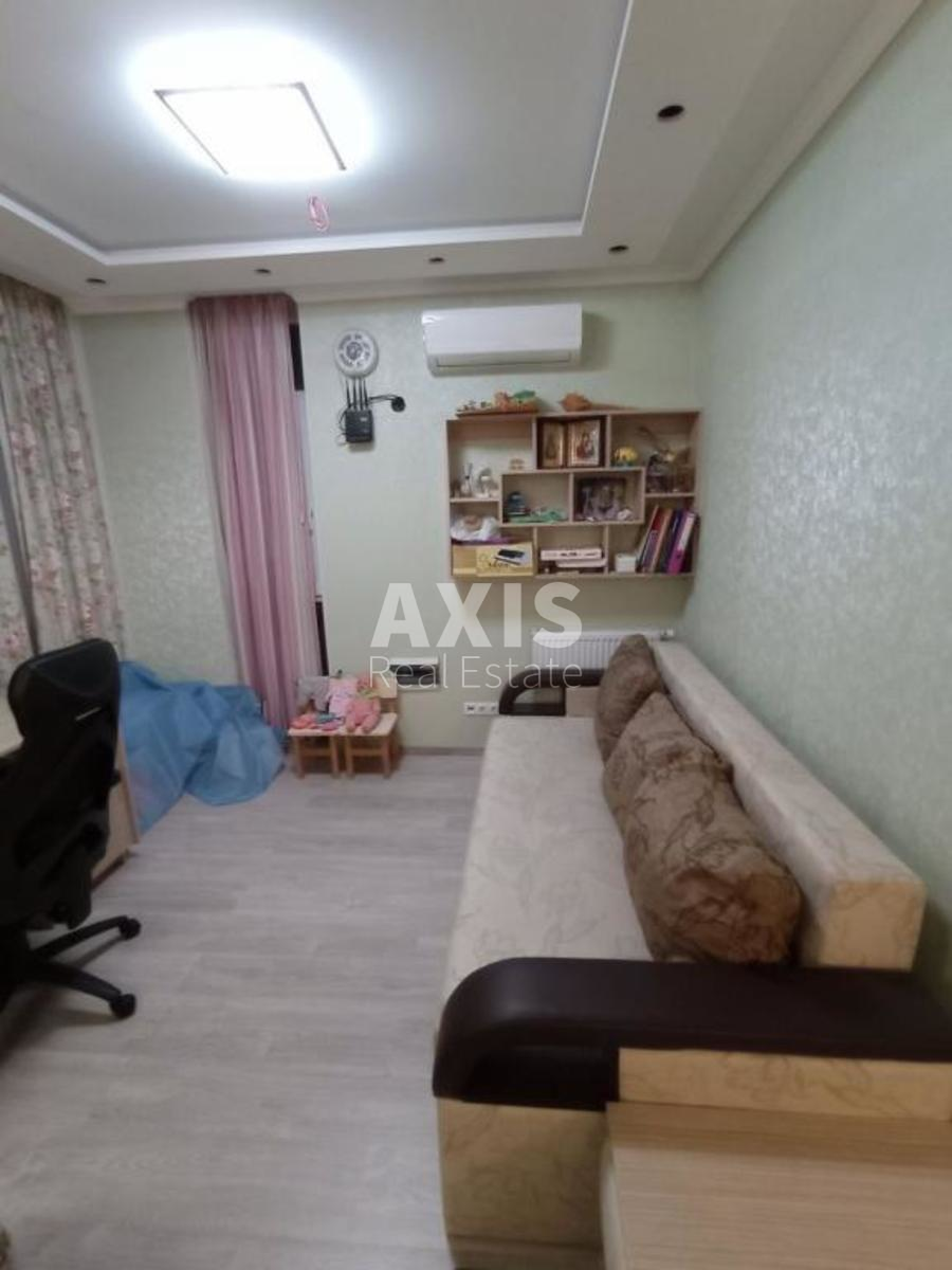 2k apartment vul. Regeneratorna 4к164