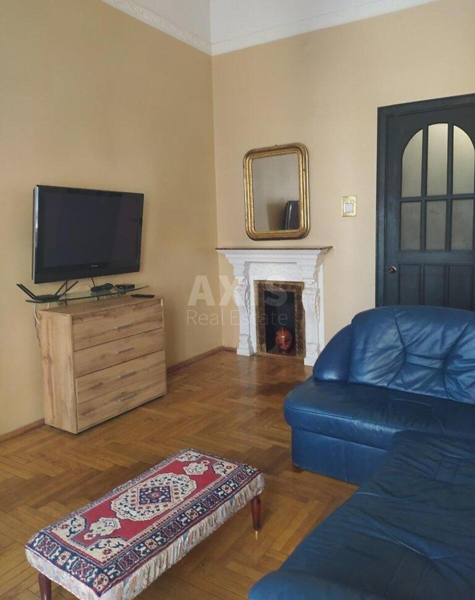 2k apartment vul. Pyrogova 4/26573884