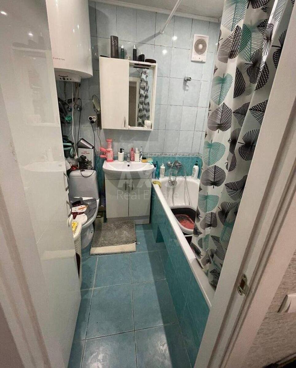 1k apartment bul. Chokolivs'kyj 82