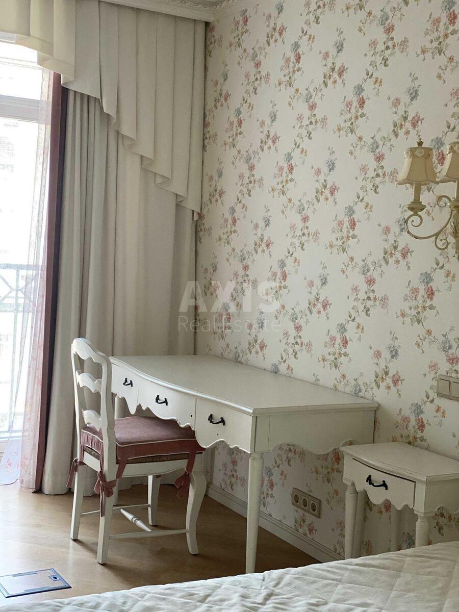 4k apartment vul. Instytuts'ka 18621923