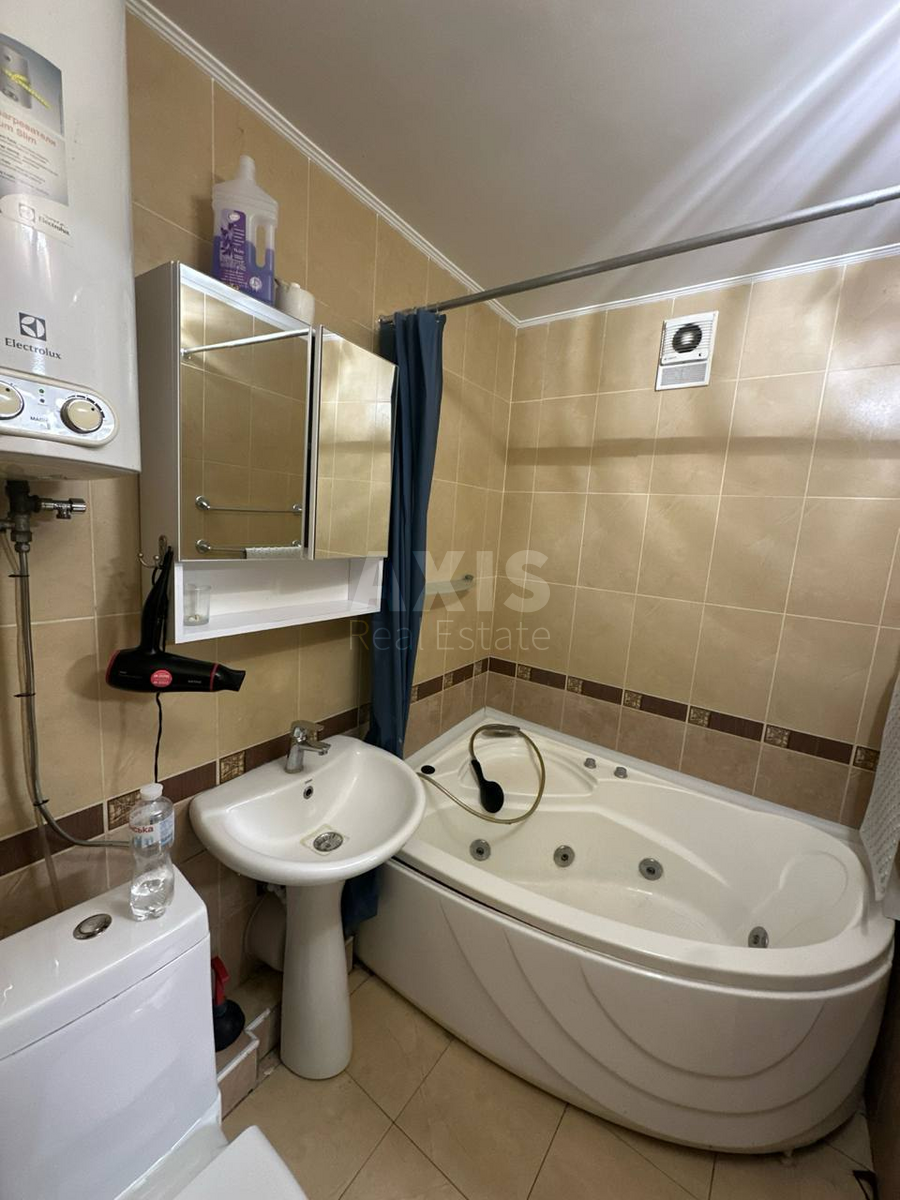 1k apartment vul. Barbjusa Anri 56/26