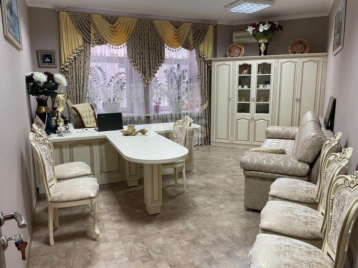 Офис ул. Гусовского 11/11, 100м24