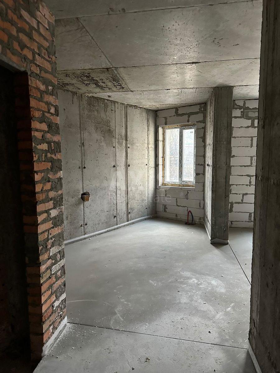 3k apartment vul. Novopol'ova 20