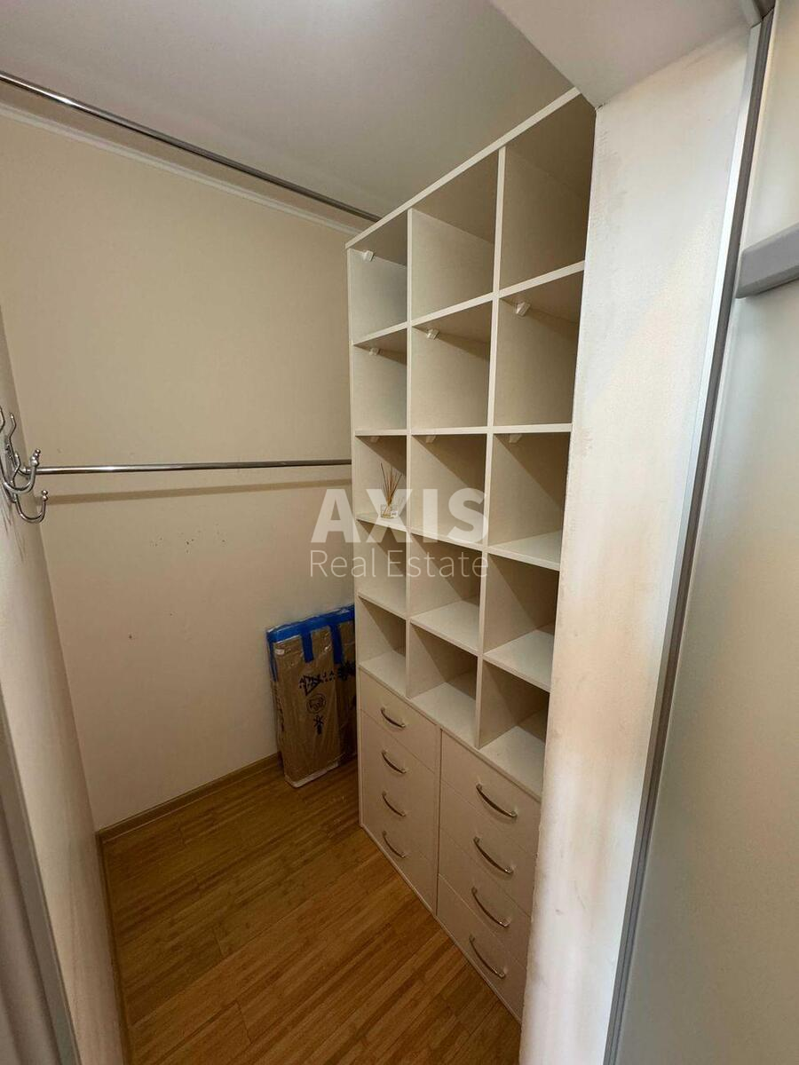 2k apartment vul. Golosii'vs'ka 1310