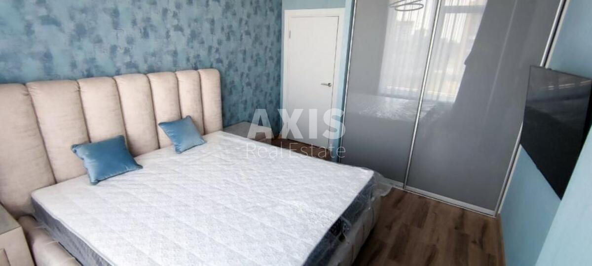 1k apartment vul. Zhyljans'ka 681