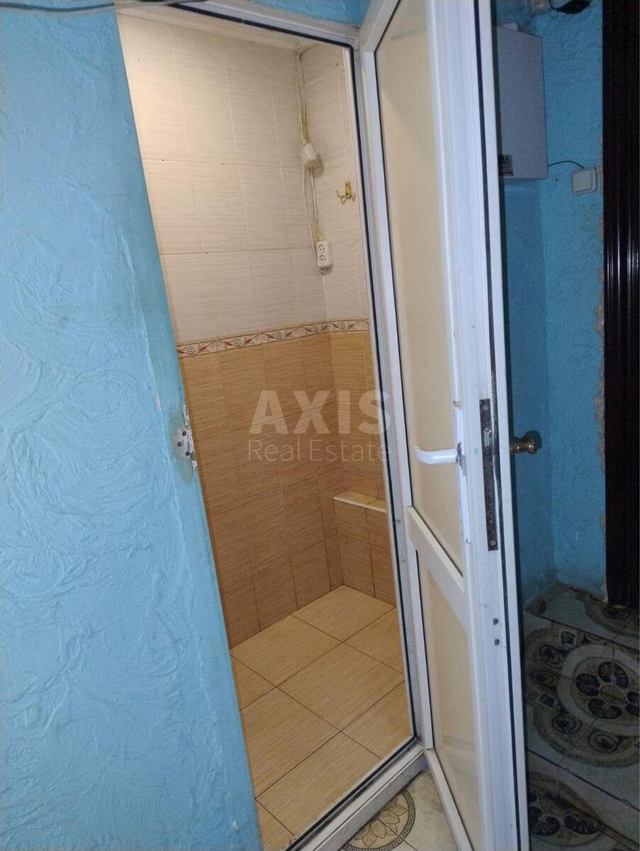 Объект сервиса ул. Кирилловская 109/2, 110м24