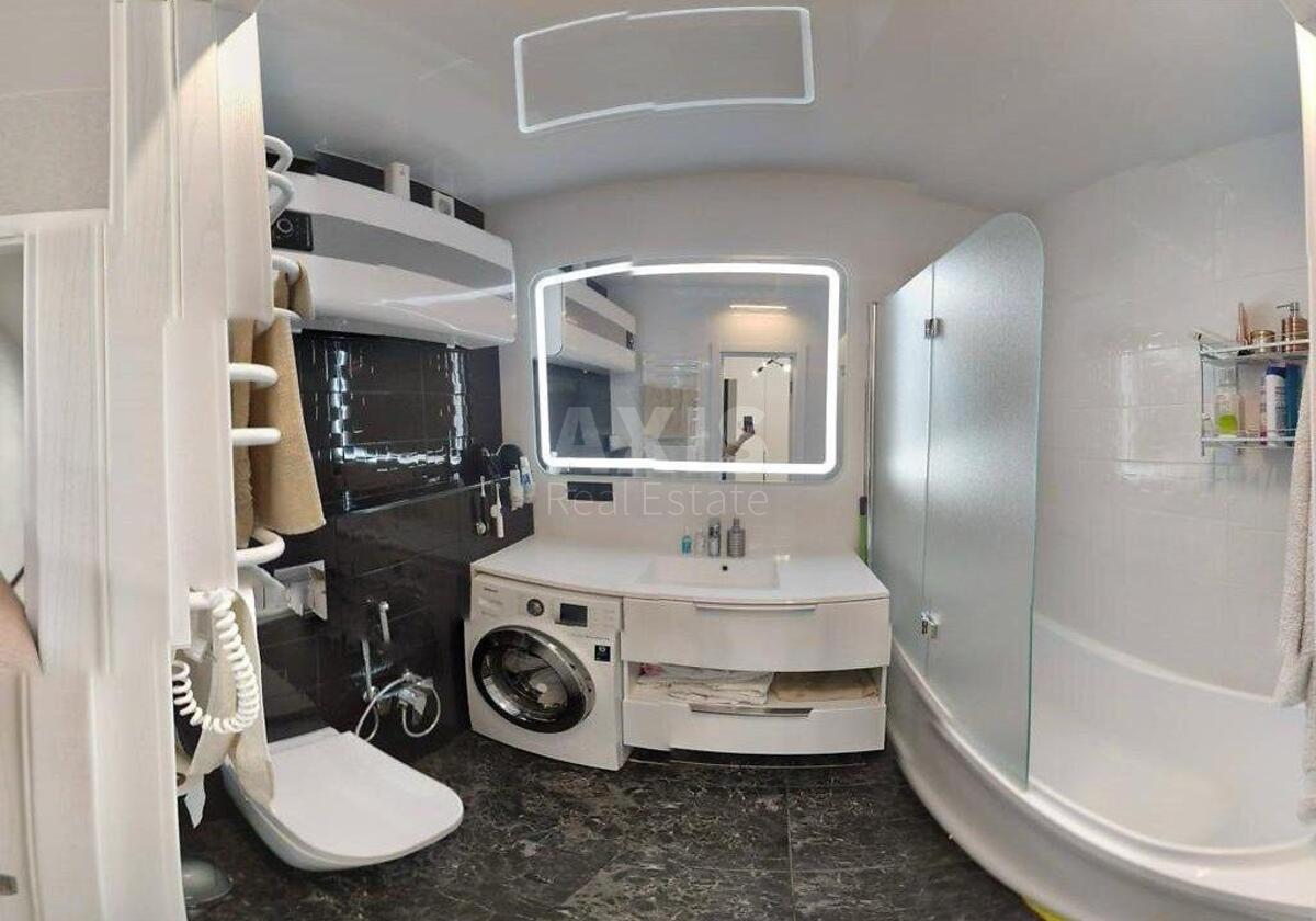 1k apartment prov. Jasynuvats'kyj 11584674