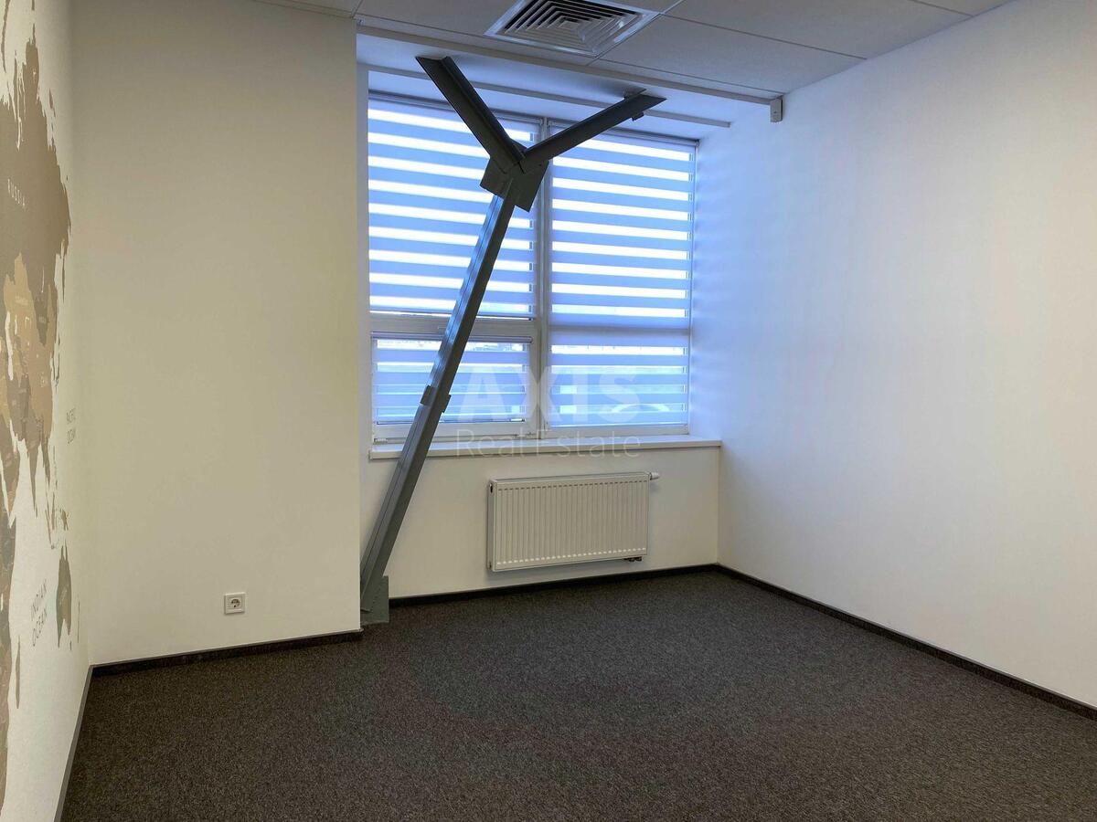 Office vul. Teligy Oleny 6, 472m23
