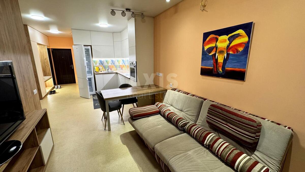 1k apartment vul. Rajduzhna 56632530