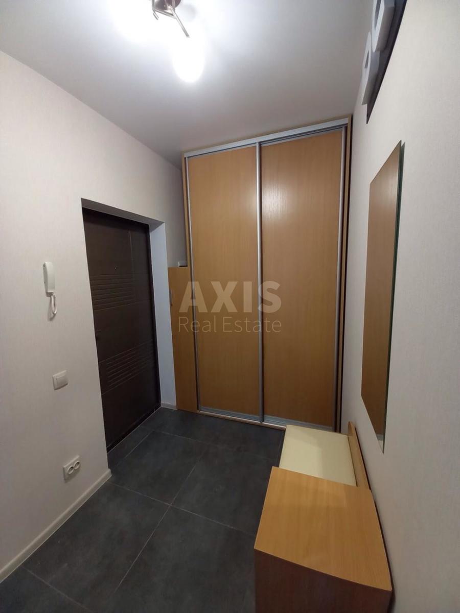 1k apartment pr-t Komarova Kosmonavta 134