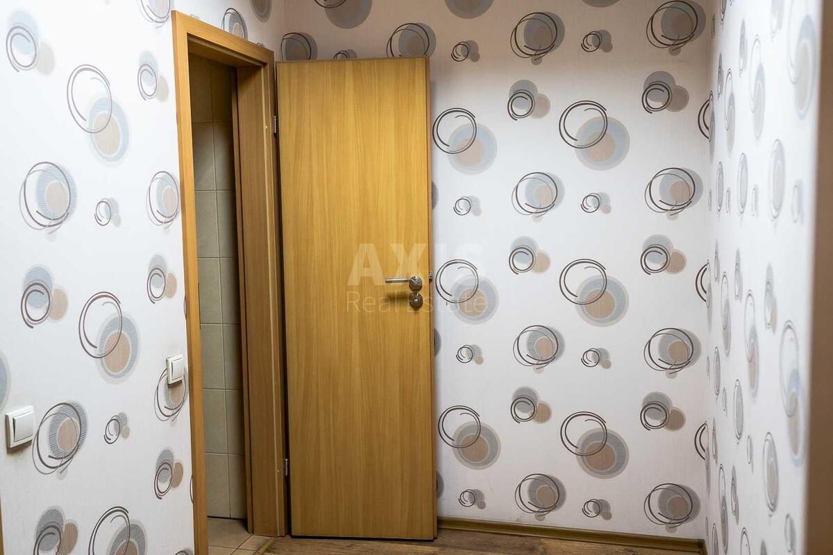 Office pr-t Vidradnyj 95А, 272m2641007