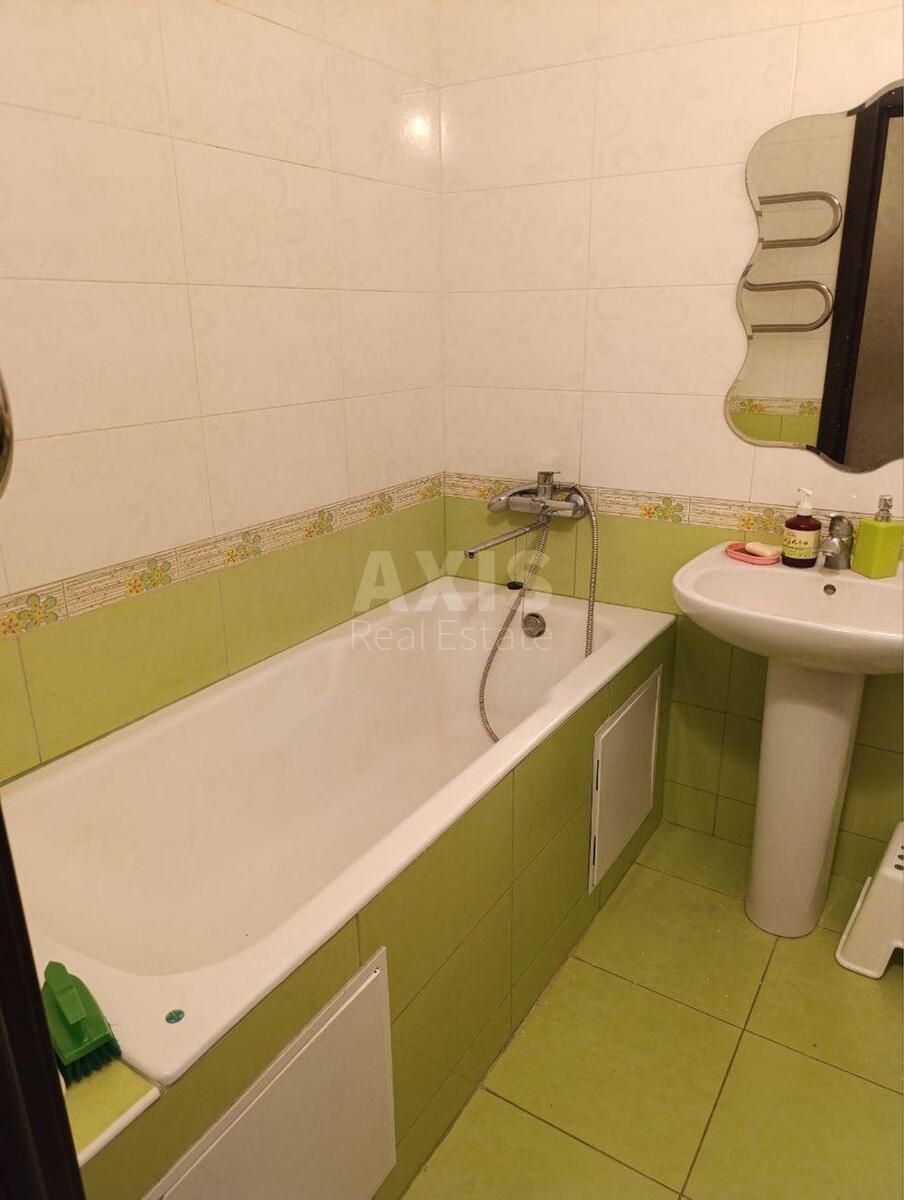 3k apartment vul. Zakrevs'kogo Mykoly 12