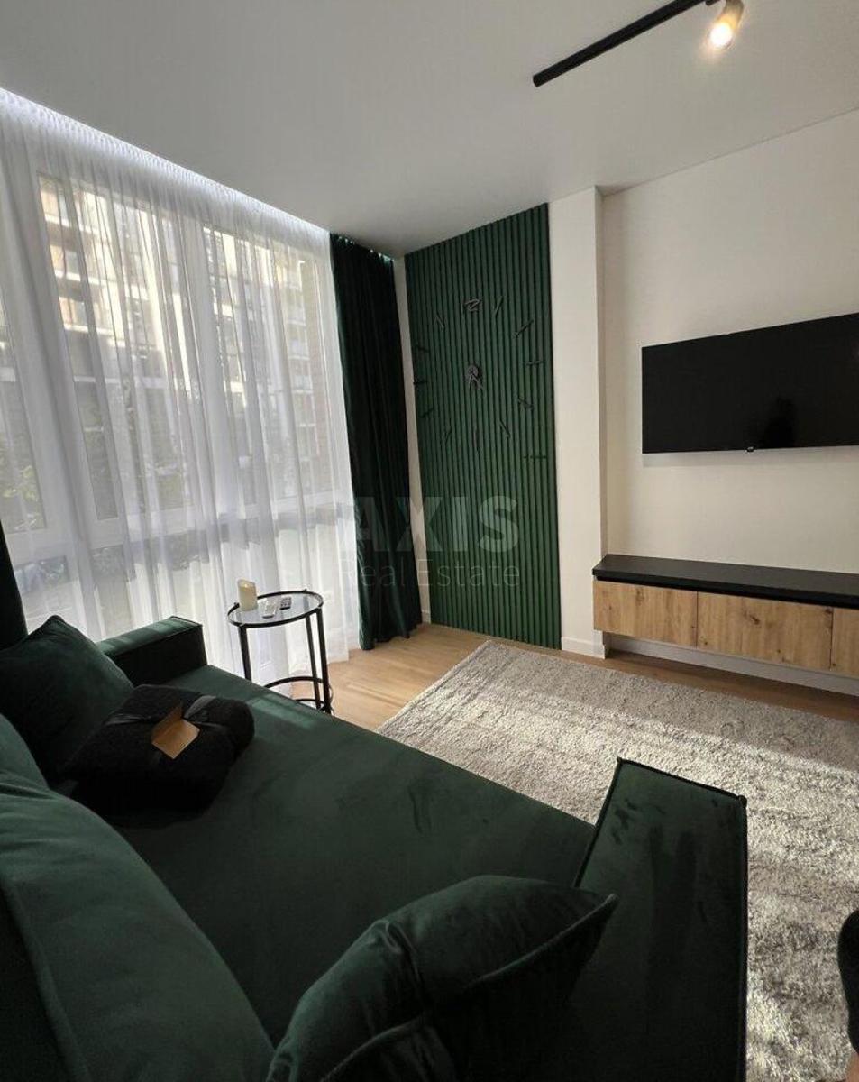1k apartment vul. Saljutna 2Б0