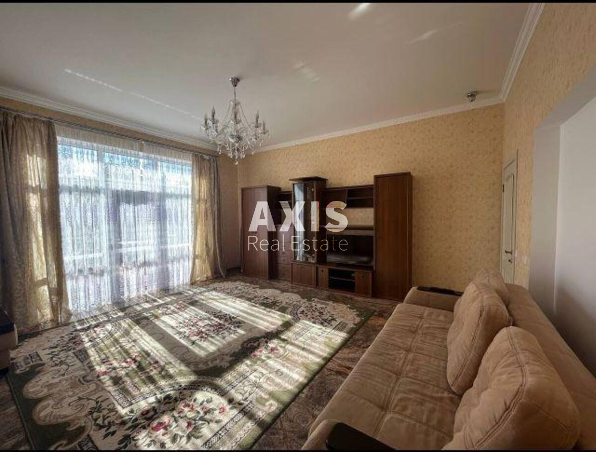House prov. Tupykovyj 2-j, 283m2, Kyiv city