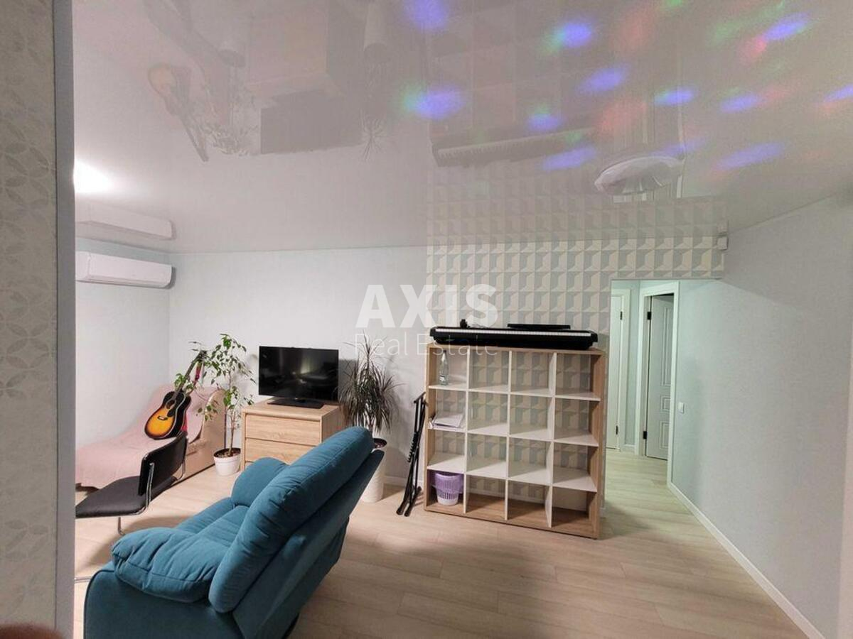4k apartment vul. Ussurijs'ka 1/92