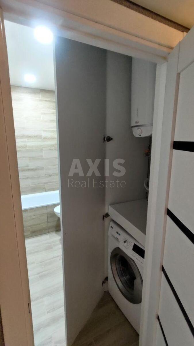 1k apartment vul. Kamianska 127А8