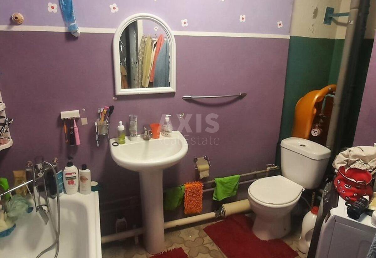 1k apartment vul. Myloslavs'ka 124