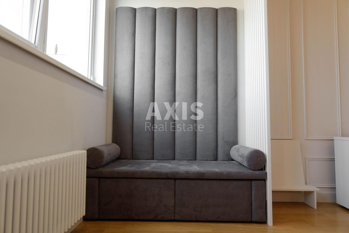 3k apartment vul. Dragomyrova Myhajla 188