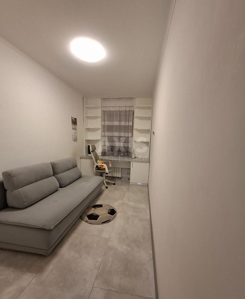 2k apartment pr-t Berestejskij 7619482