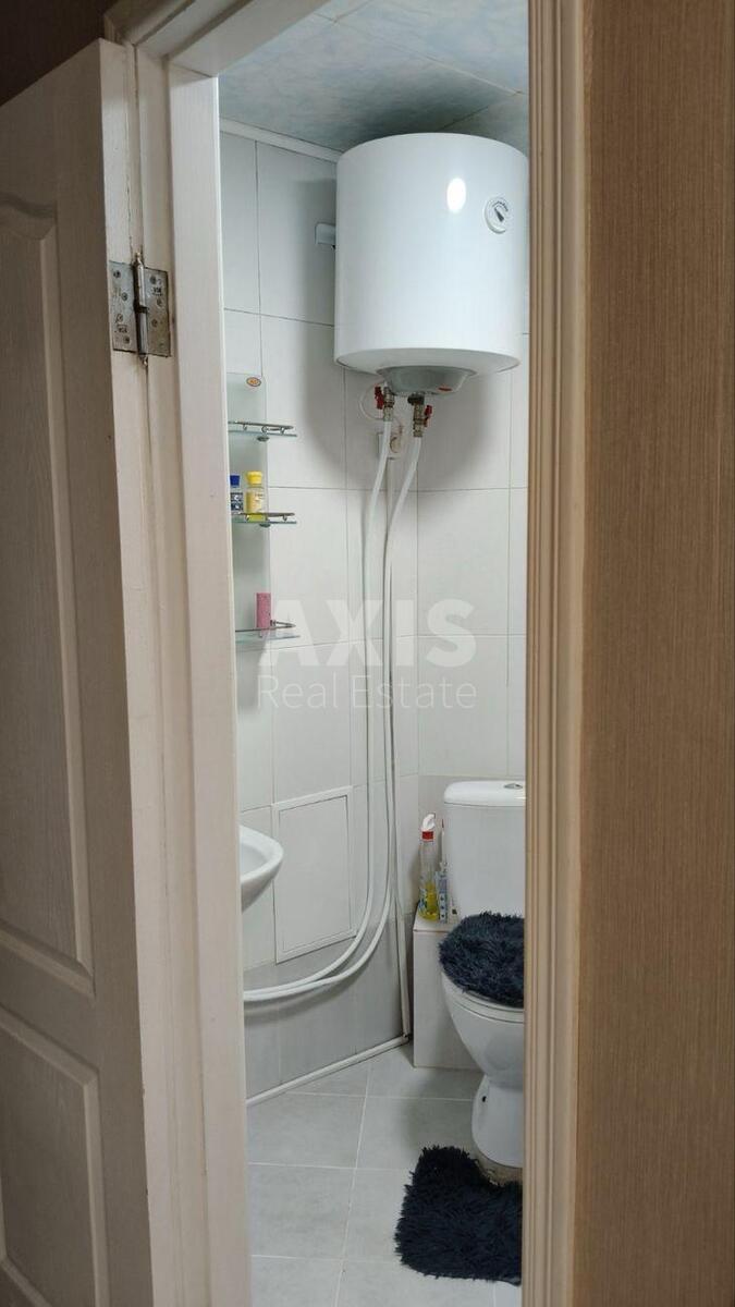 2k apartment pr-t Berestejskij 126199413