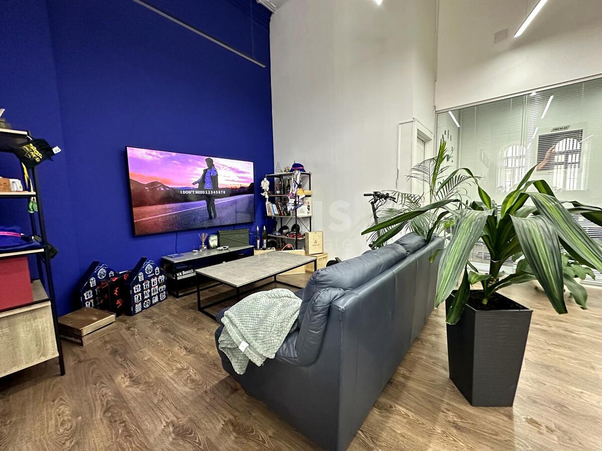 Office vul. Volodymyrs'ka 10, 135m2635975