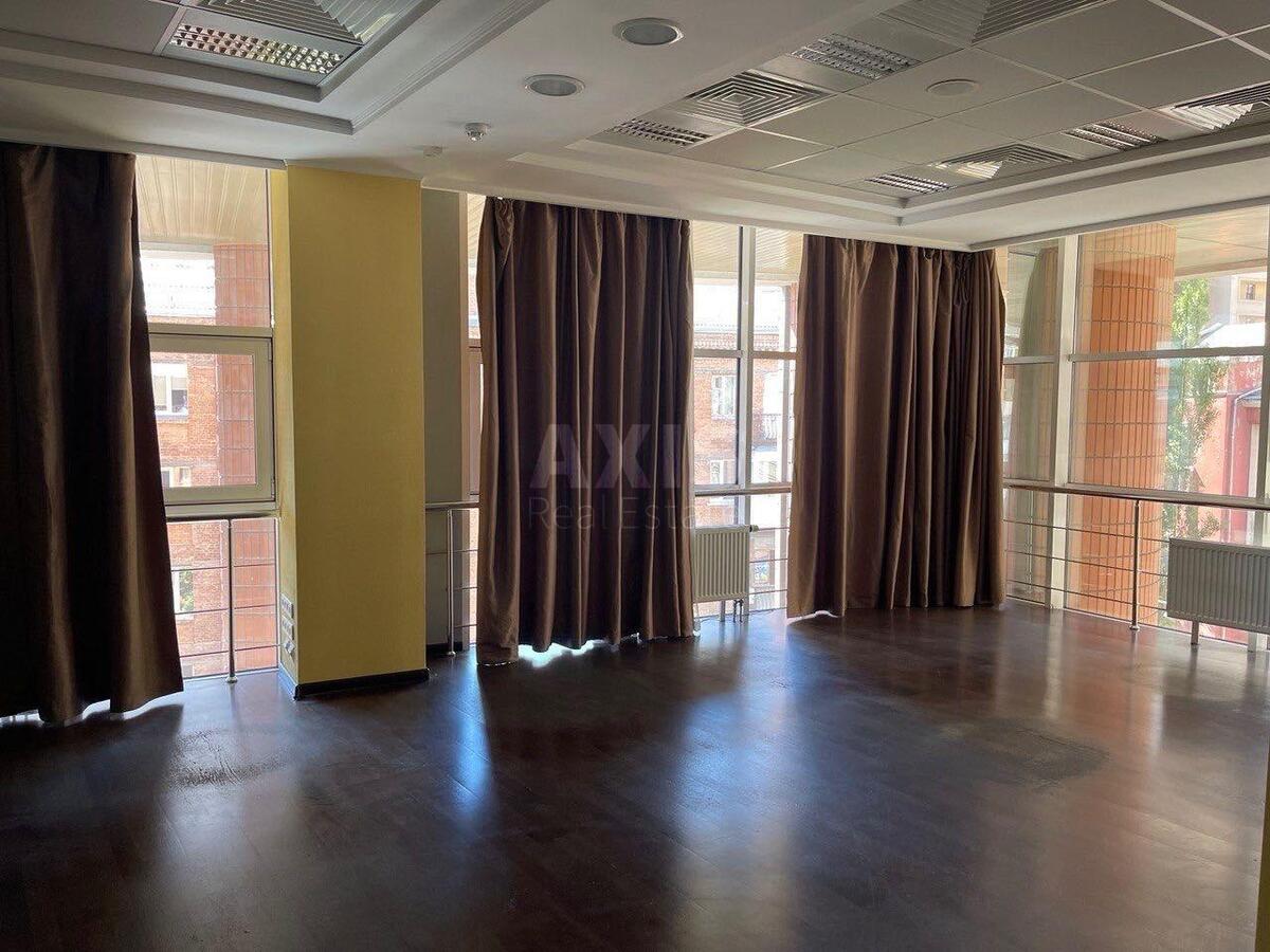 Office vul. Dmytrivs'ka 92/94, 100m26