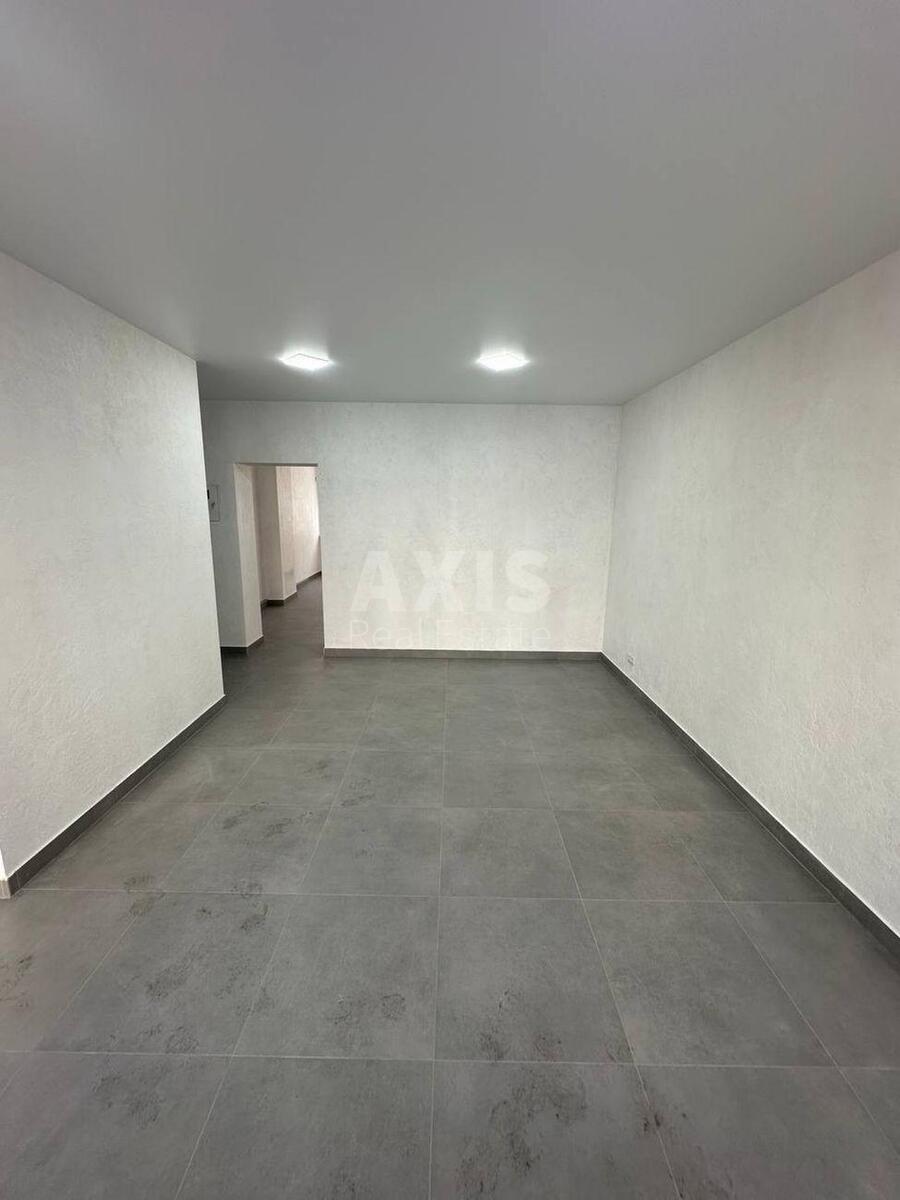 Trade object vul. Naberezhno-Hreshhatyc'ka 23, 51m2594622