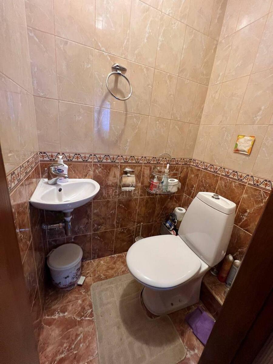 2k apartment vul. Hmel'nyc'ka 105
