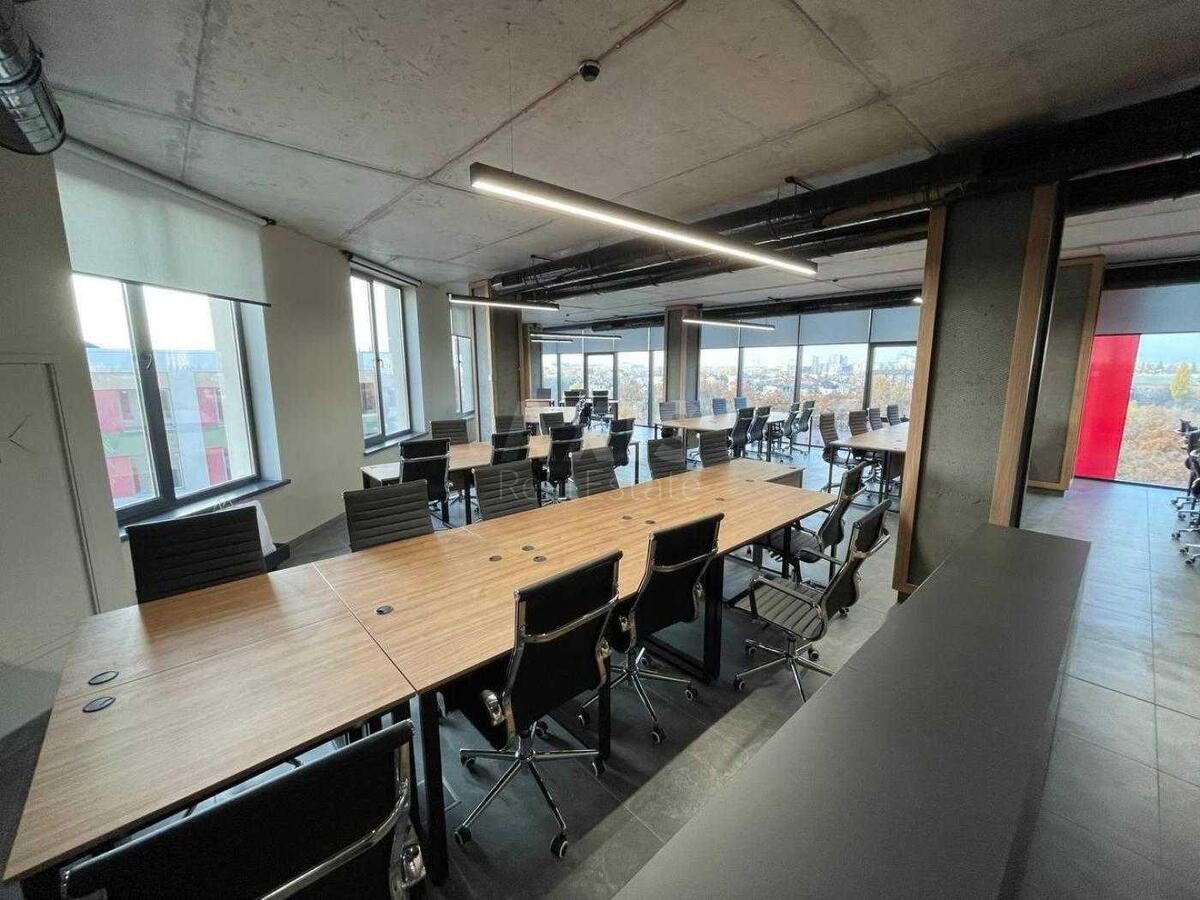 Office pr-t Lobanovs'kogo 119Х, 293m20